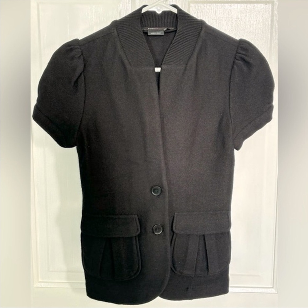 BCBG Black Short Sleeve Jacket / Blazer Wool XS Soft Sweater Material